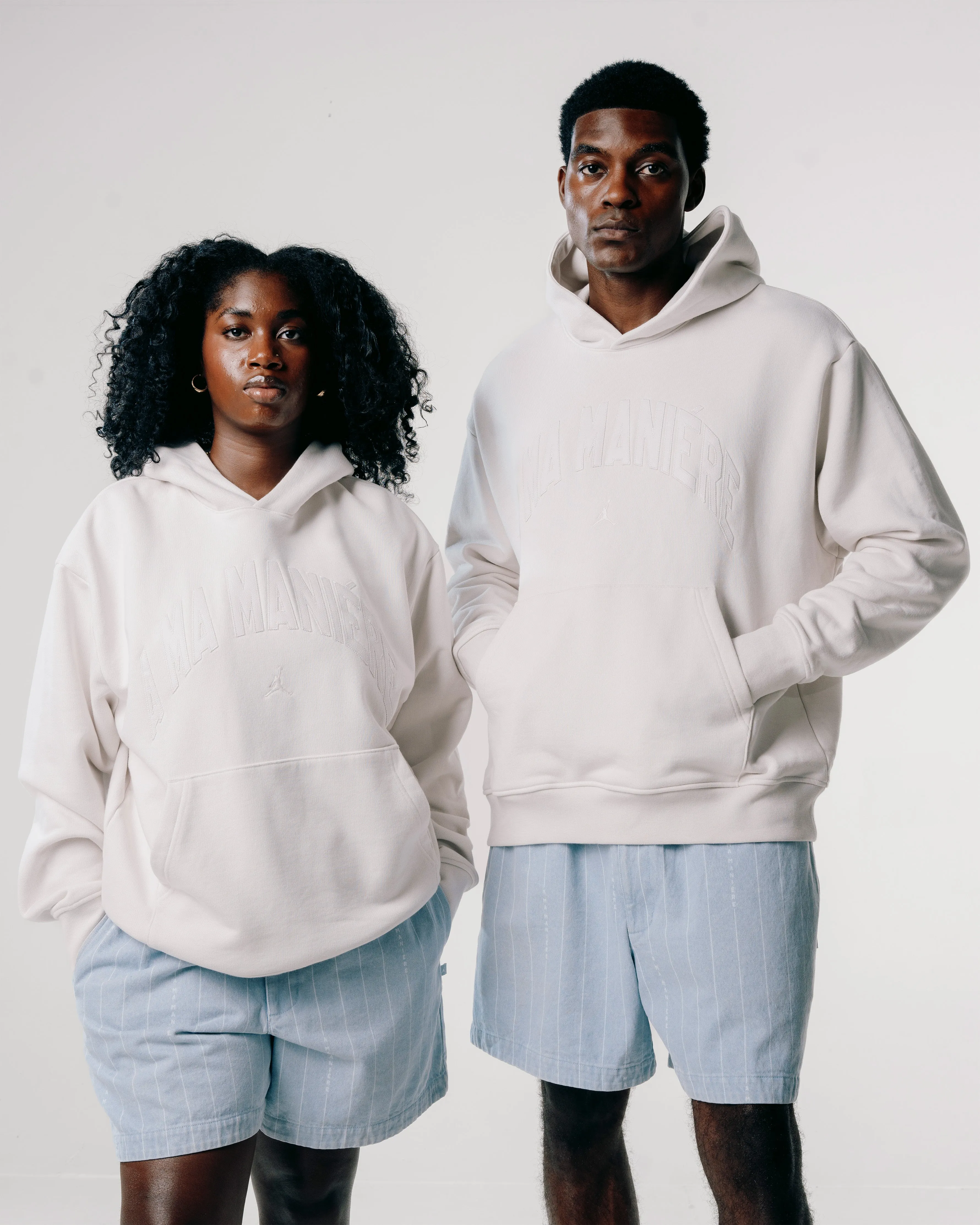 A MA MANERE HOODIE