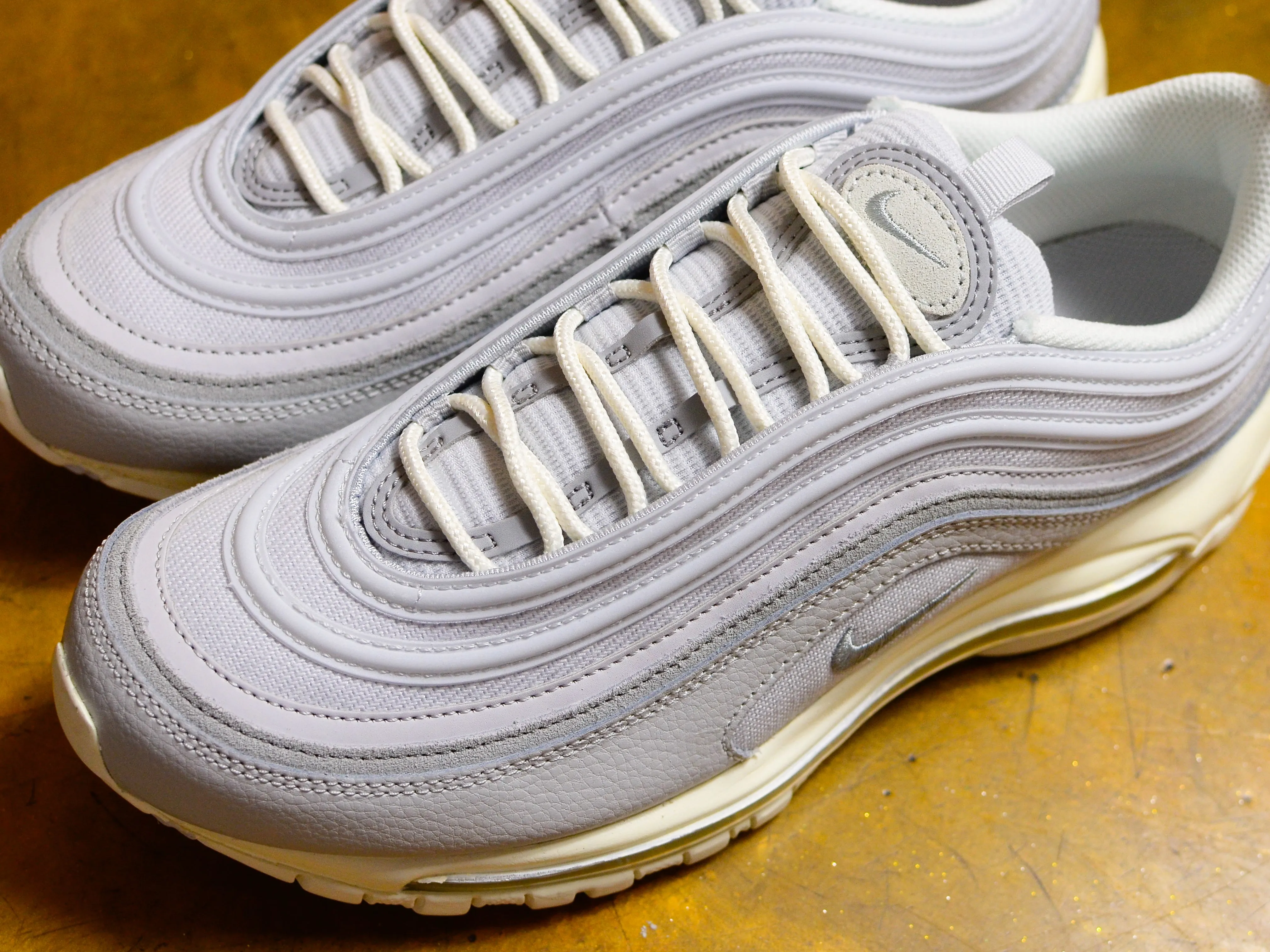 Air Max 97 SE - Pure Platinum / Wolf Grey