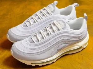 Air Max 97 SE - Pure Platinum / Wolf Grey