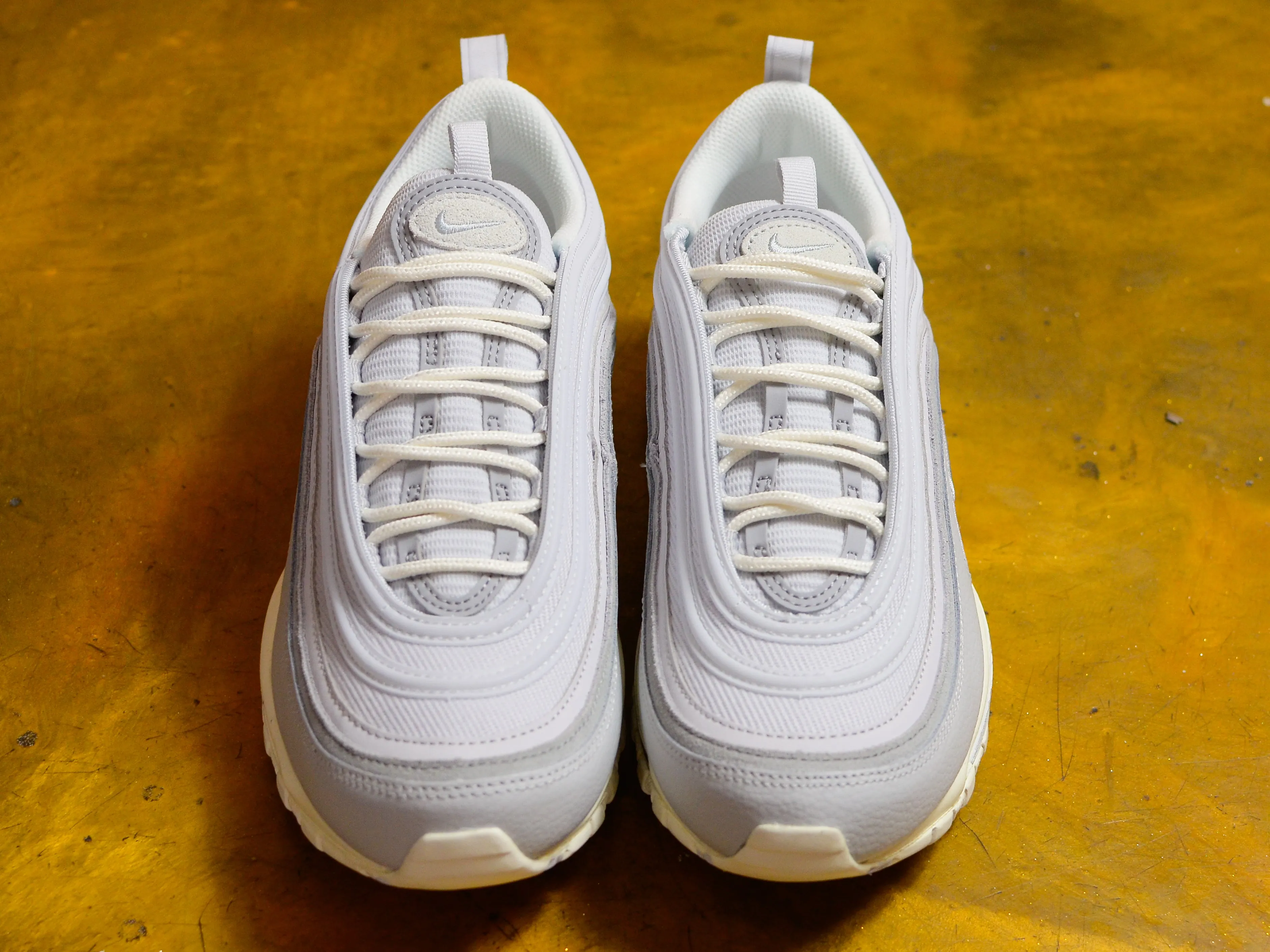 Air Max 97 SE - Pure Platinum / Wolf Grey