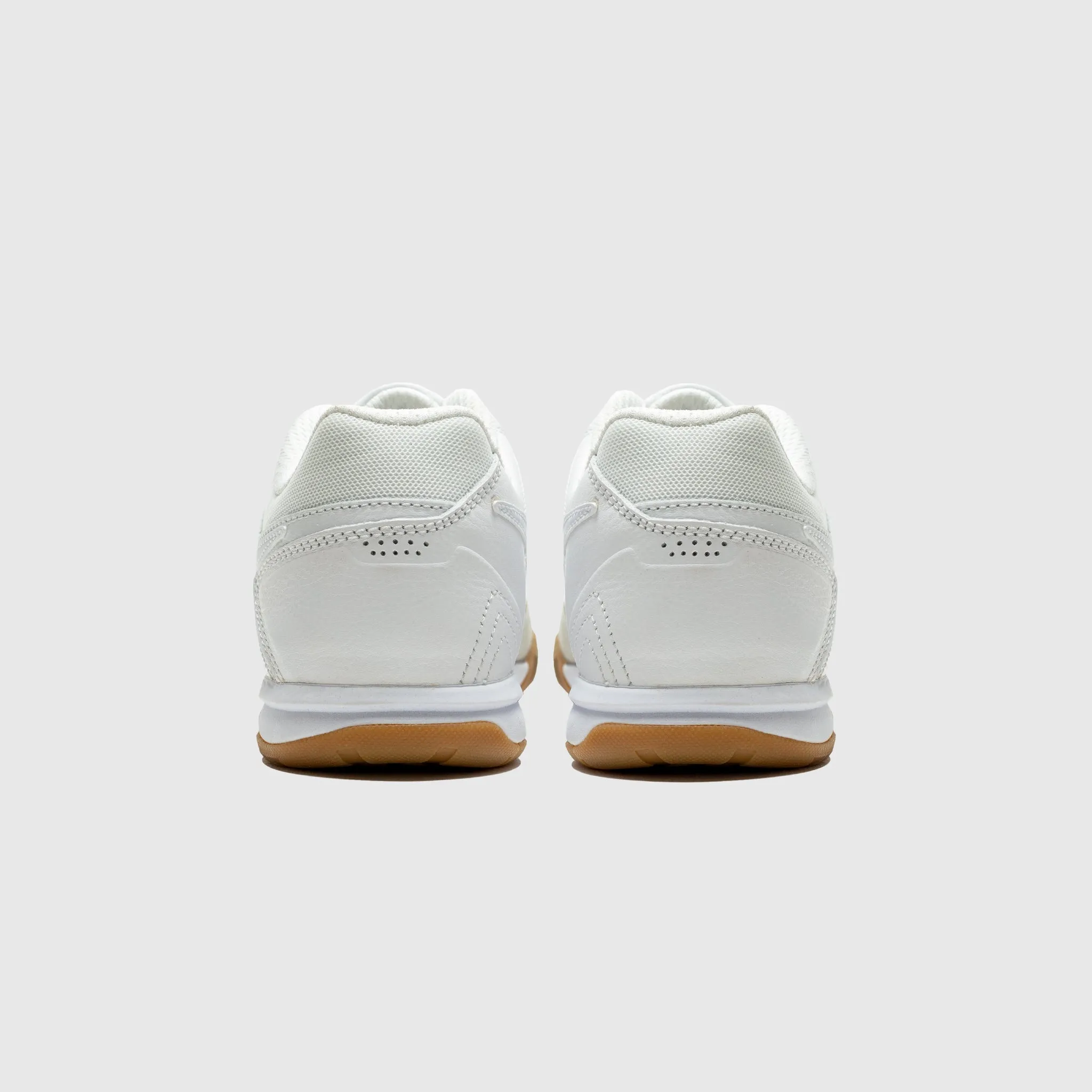 GATO WHITE & GUM