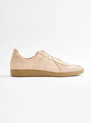 German Military Trainers 1700L Nude