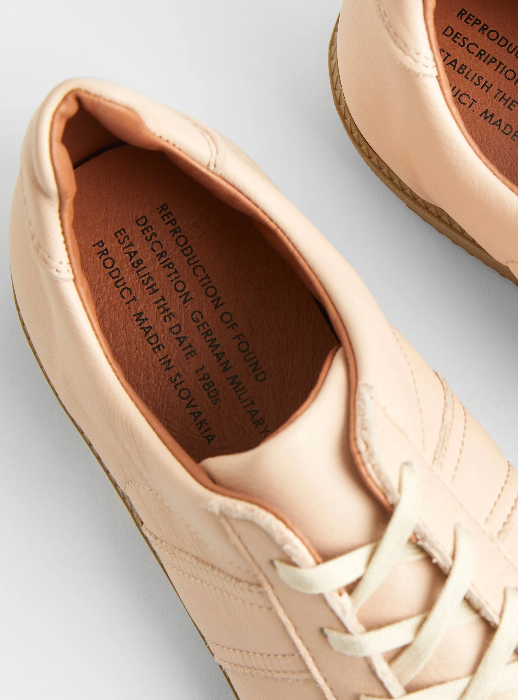 German Military Trainers 1700L Nude