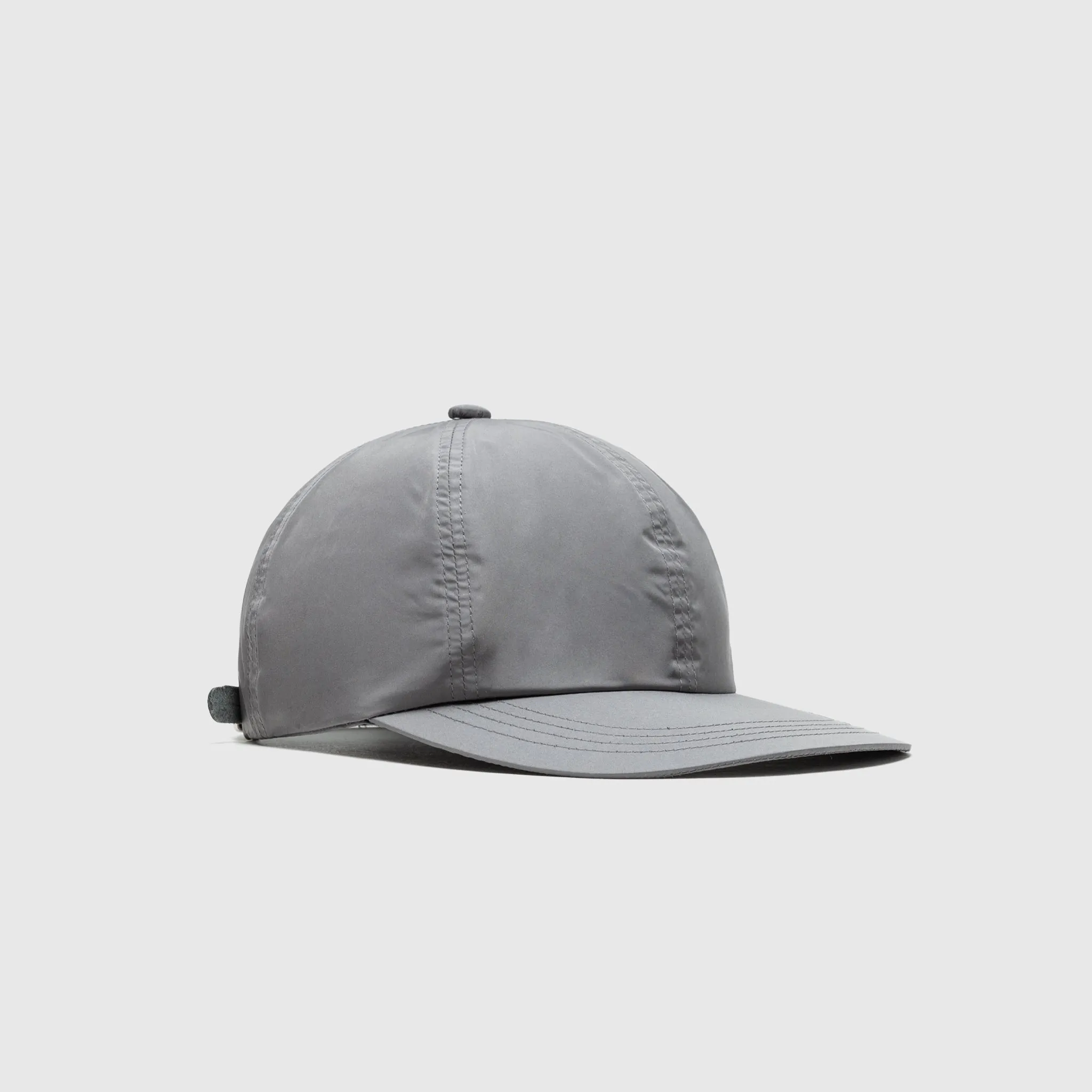 LIGHTWEIGHT BASEBALL CAP