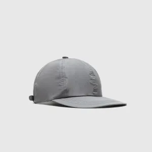 LIGHTWEIGHT BASEBALL CAP