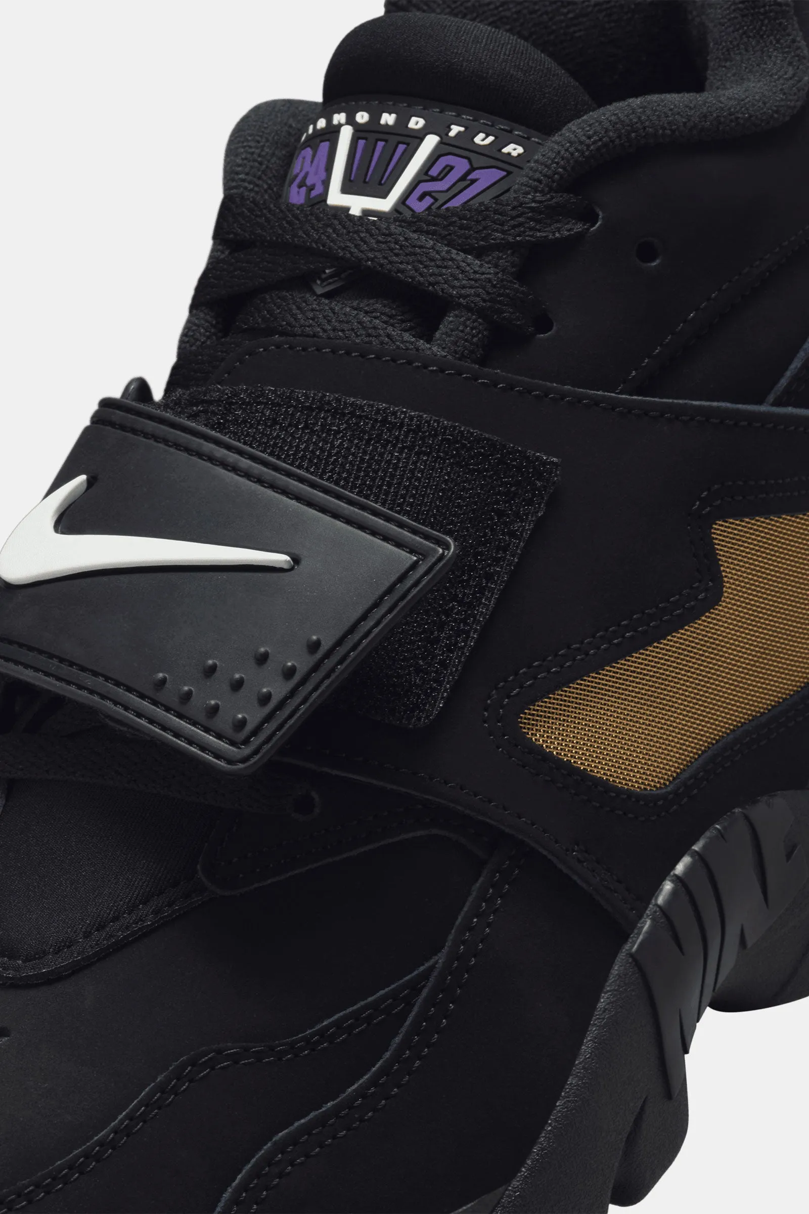 Nike Air Diamond Turf