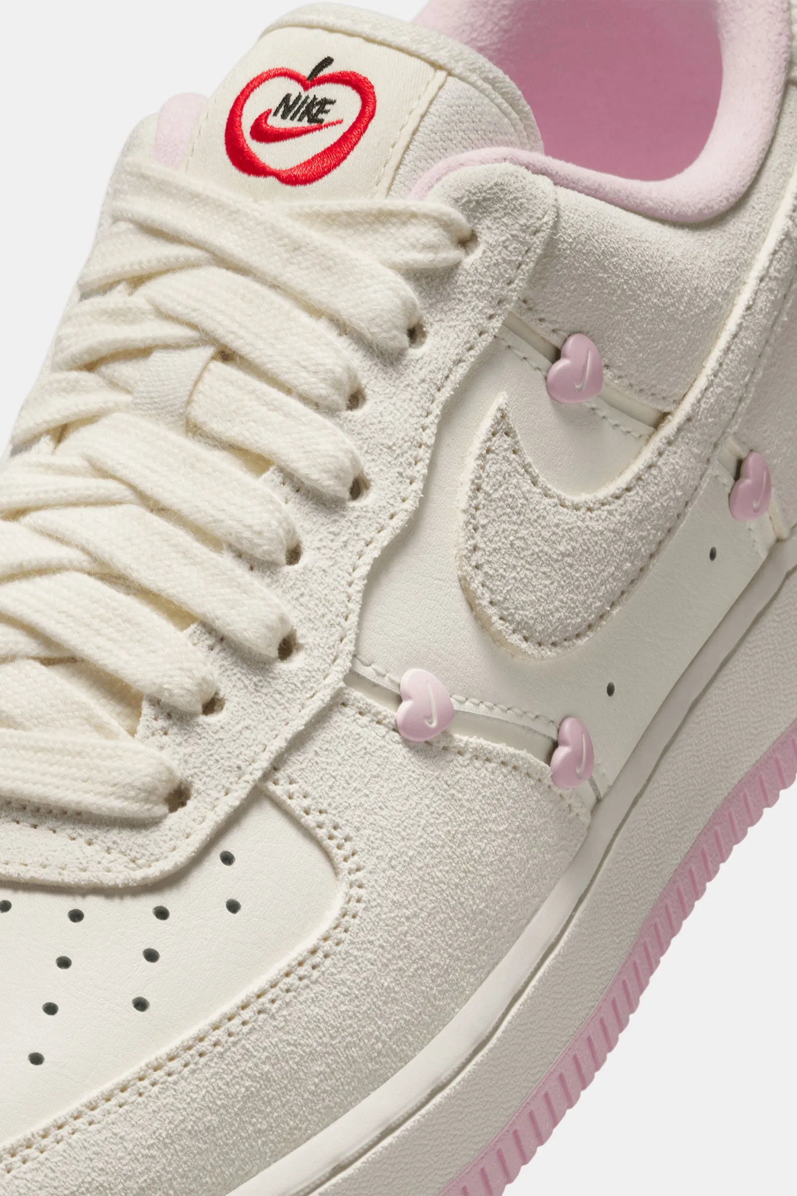 Nike Air Force 1 '07 LX