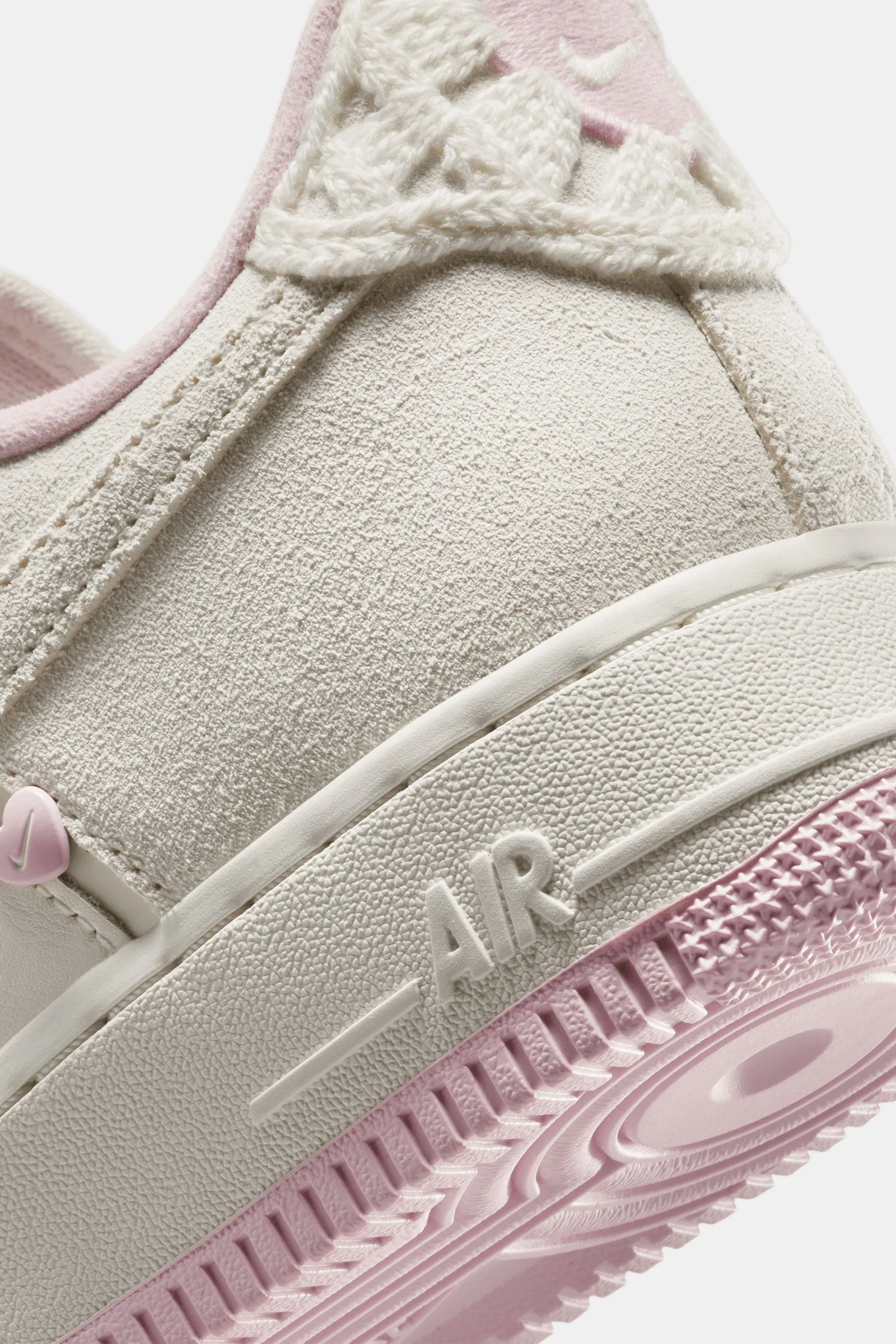 Nike Air Force 1 '07 LX