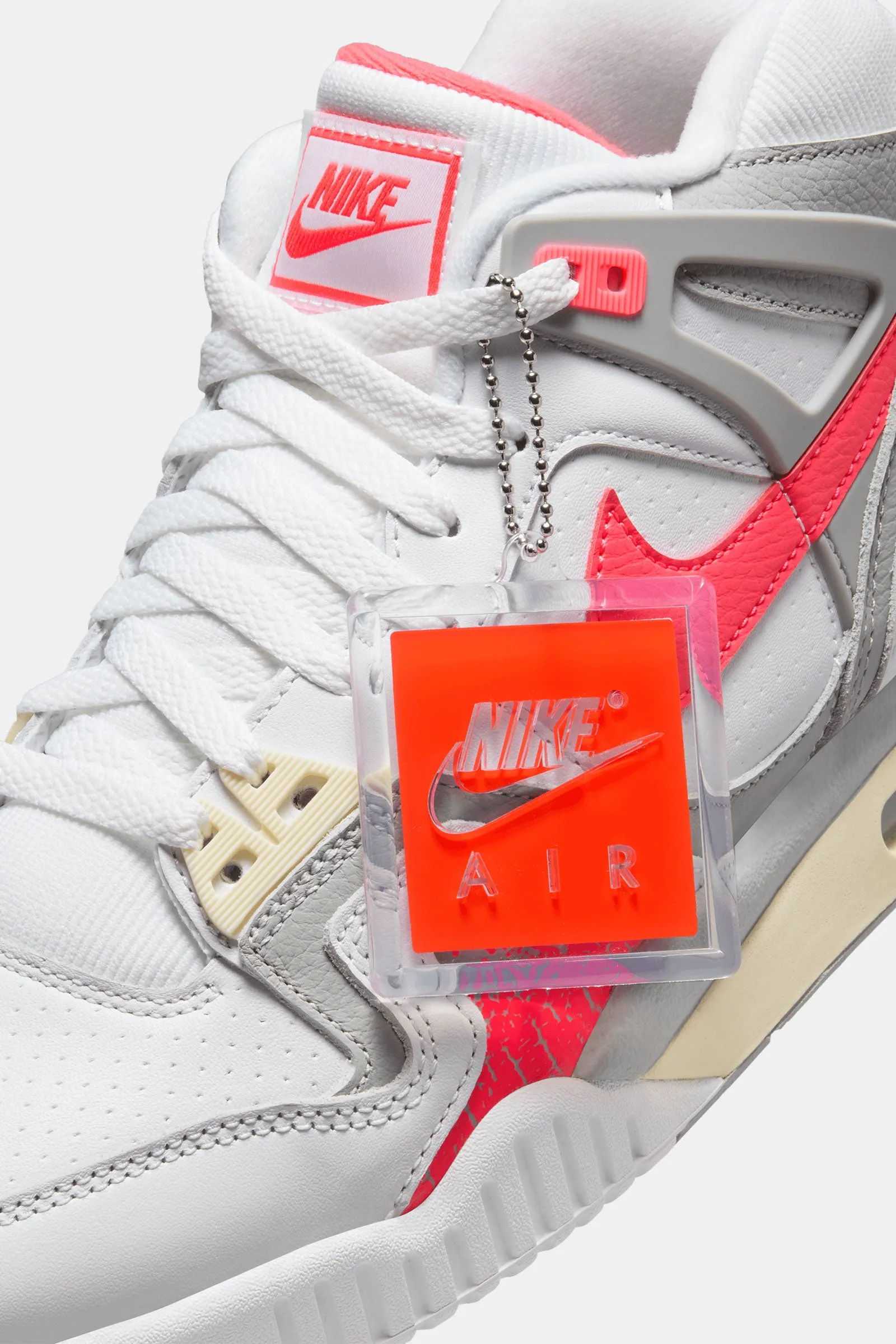 Nike Air Tech Challenge 2