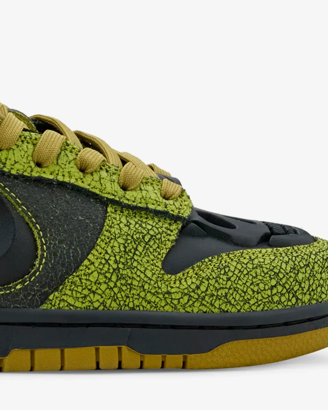 Nike Dunk Low Pro Halloween Bright Cactus Sneakers