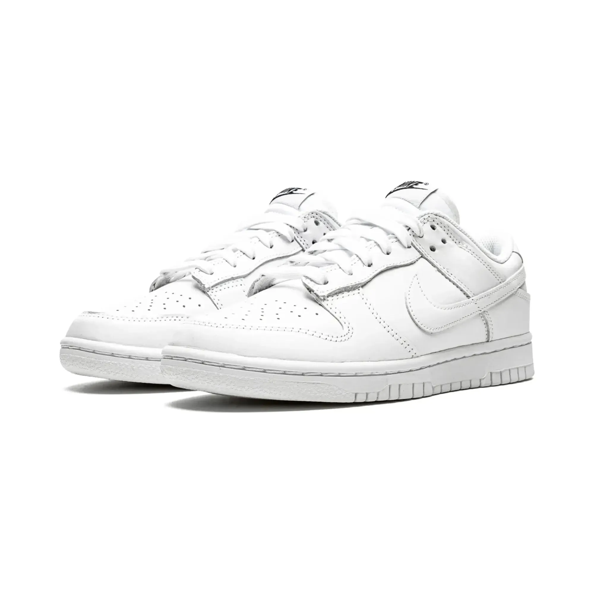 Nike Dunk Low Triple White