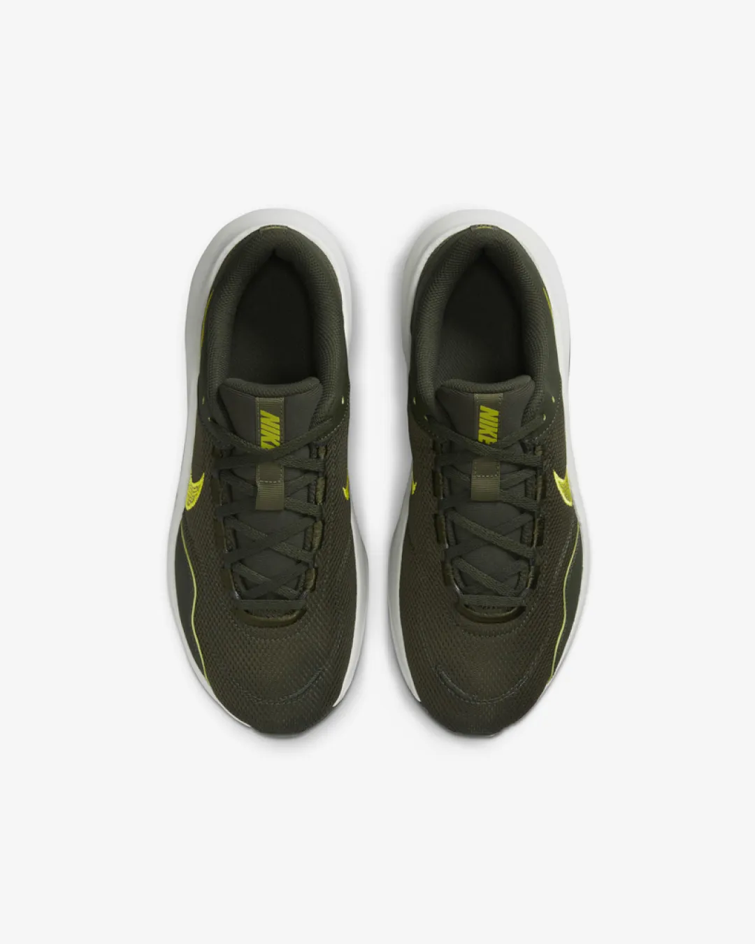 Nike Legend Essential 3 Next Nature Sneakers