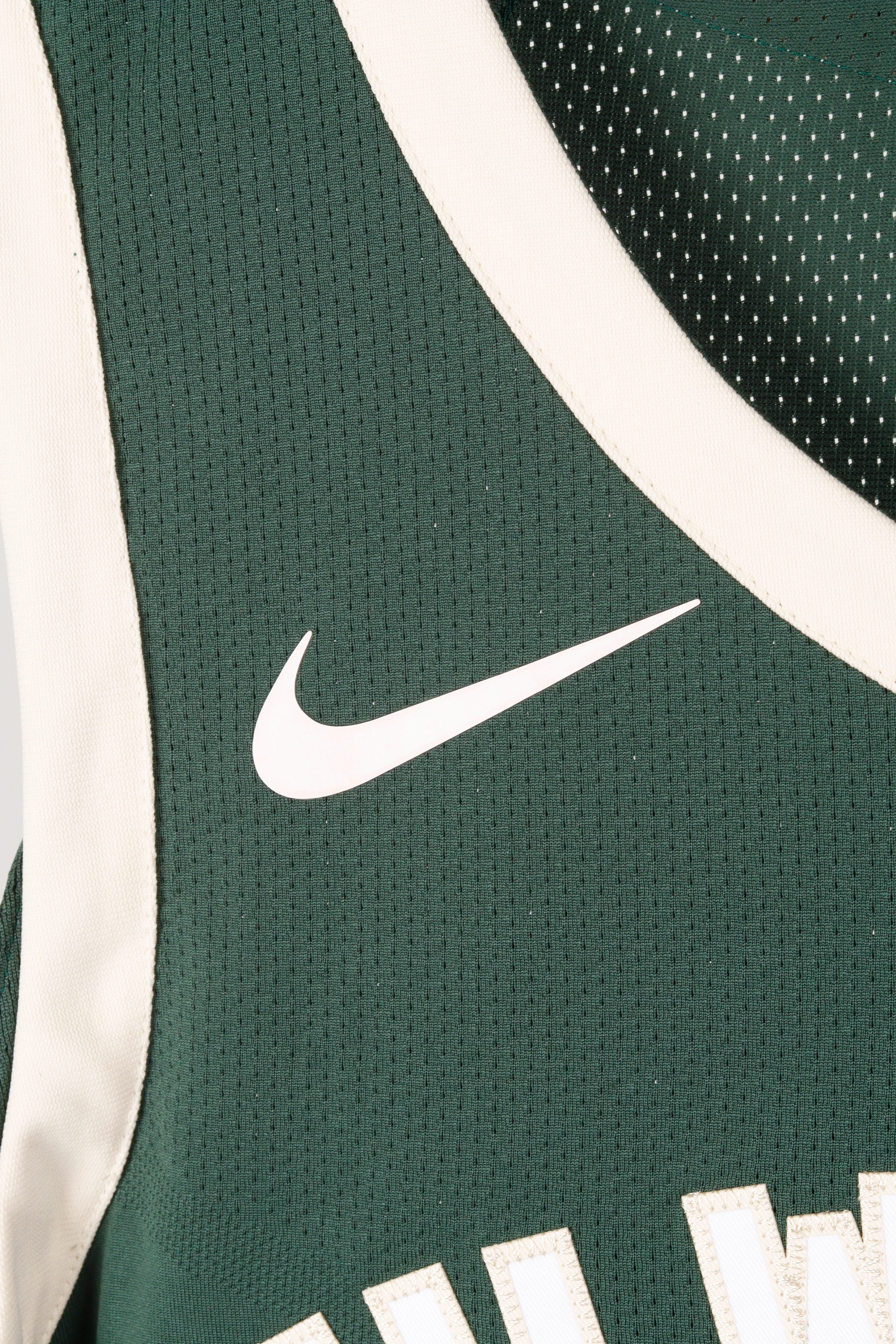 Nike 'Milwaukee Bucks 2017-18 Giannis Antetokounmpo Away' Authentic Aeroswift Jersey