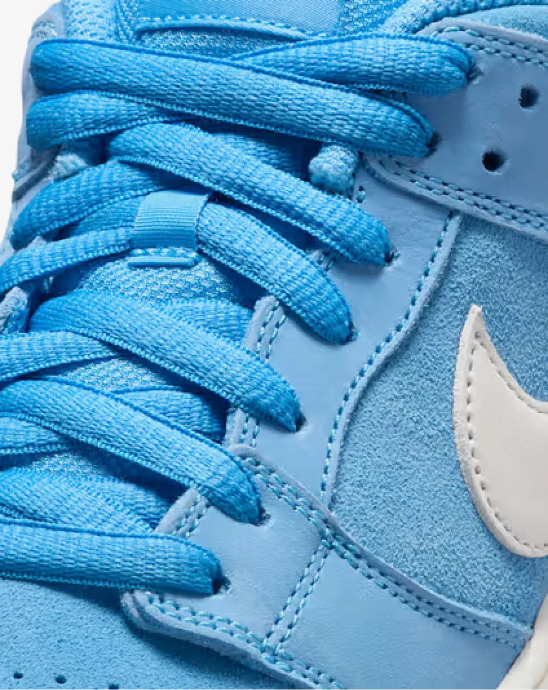 Nike SB Dunk Low ISO 'Orange Label  Carolina Blue/Sail' Sneakers