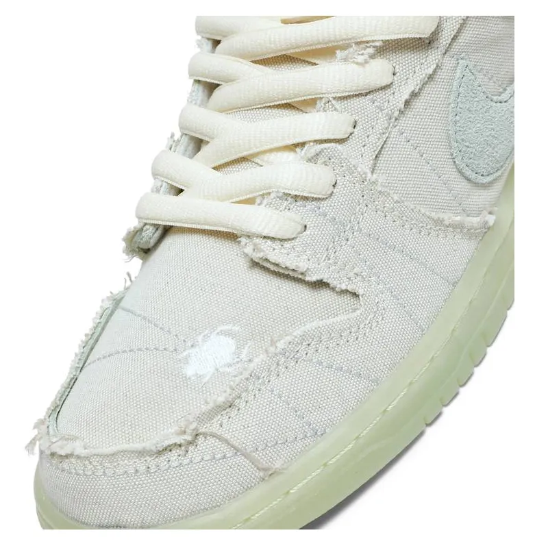 Nike SB Dunk Low Mummy