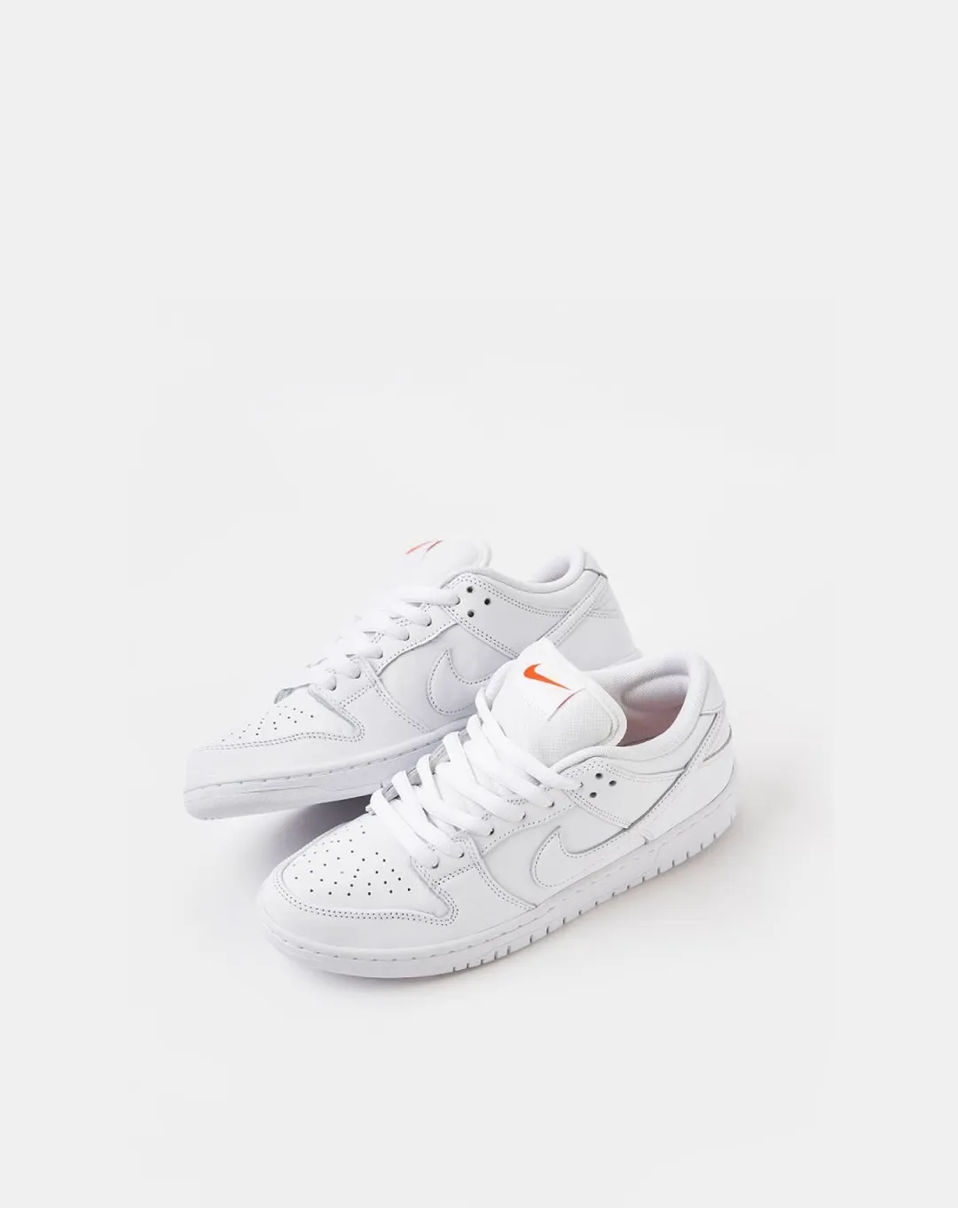 Nike SB Dunk Low Pro ISO ORANGE LABEL Triple White Sneakers