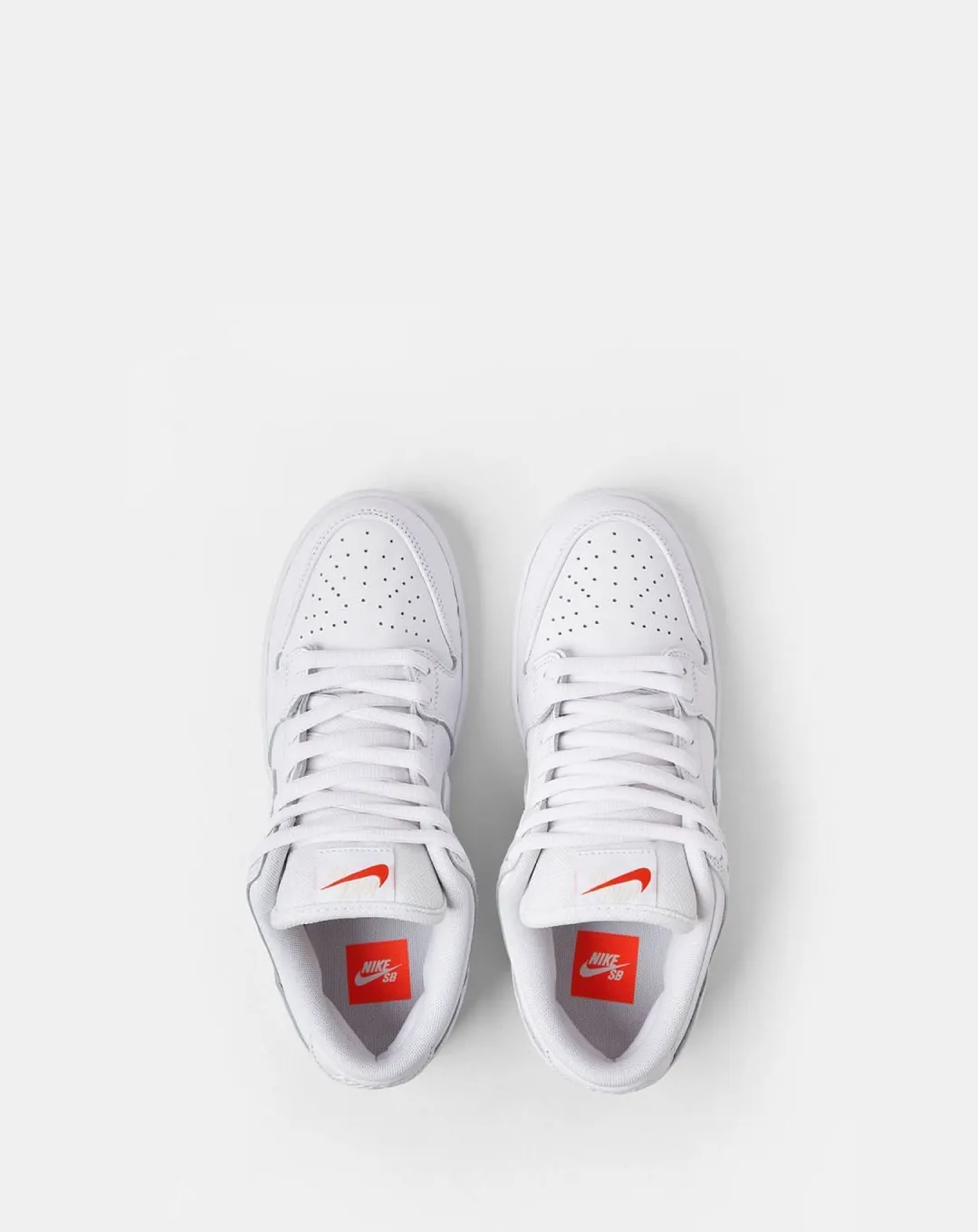 Nike SB Dunk Low Pro ISO ORANGE LABEL Triple White Sneakers