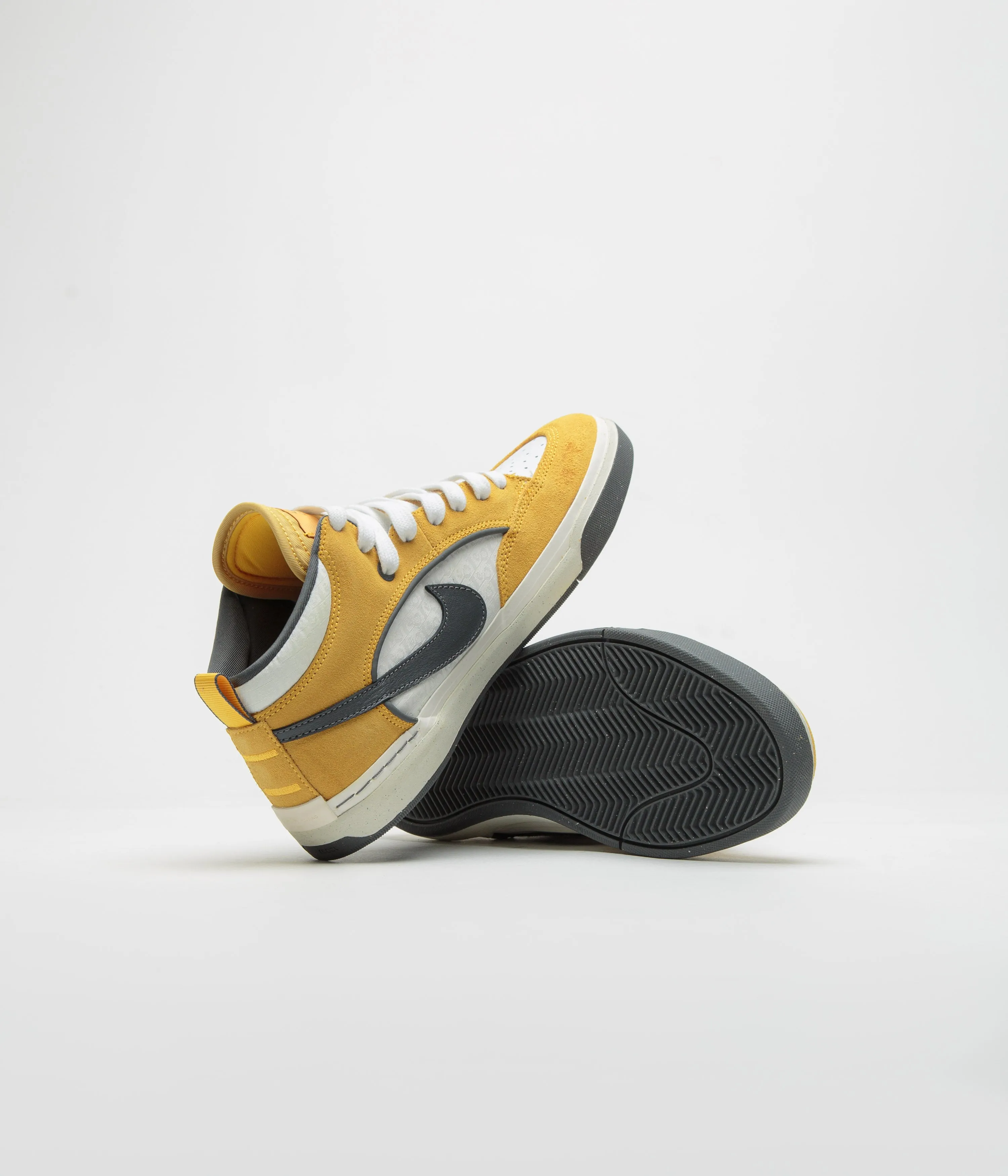 Nike SB React Leo Shoes - University Gold / Dark Grey
