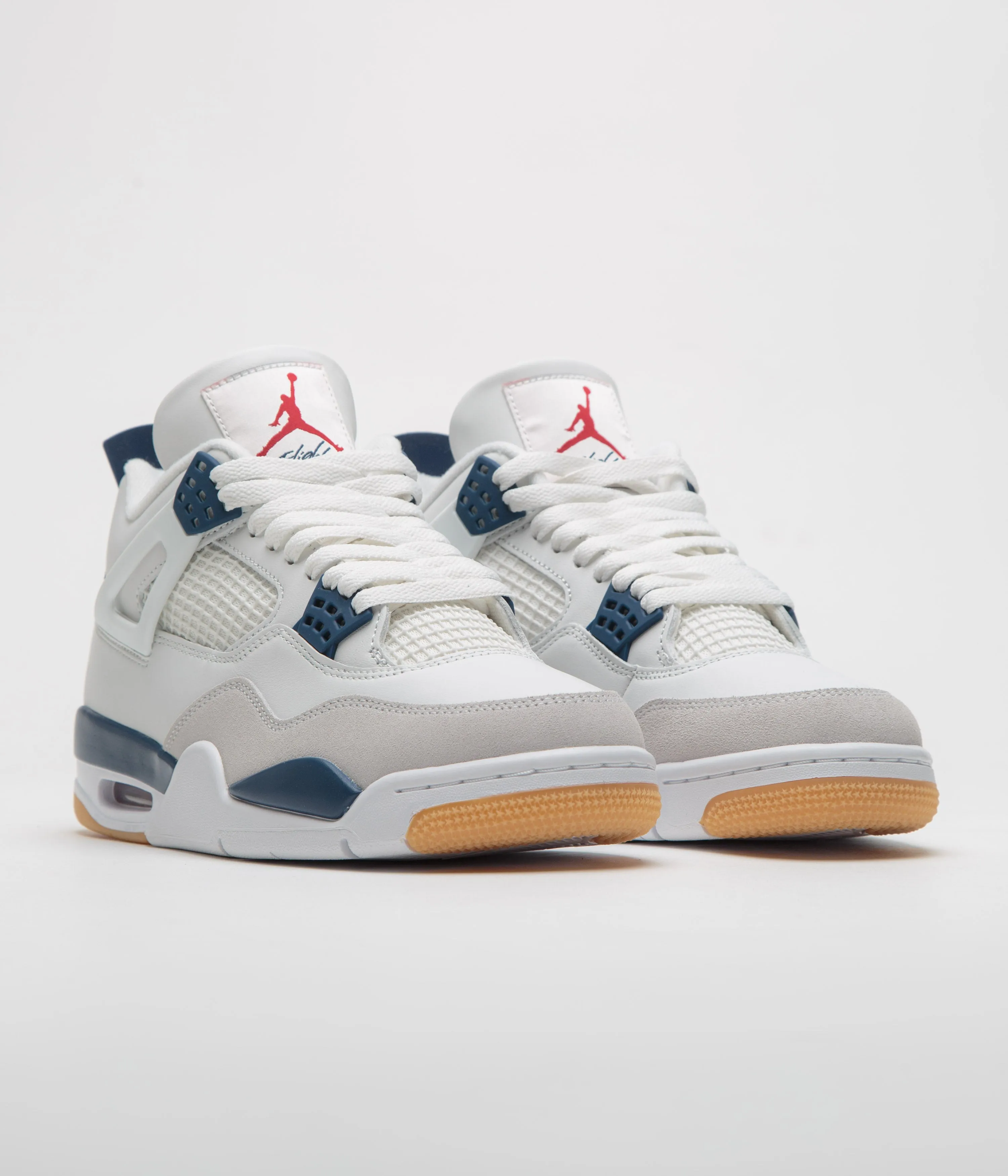 Nike SB x Air Jordan 4 Shoes - Summit White / White - Navy - Neutral Grey