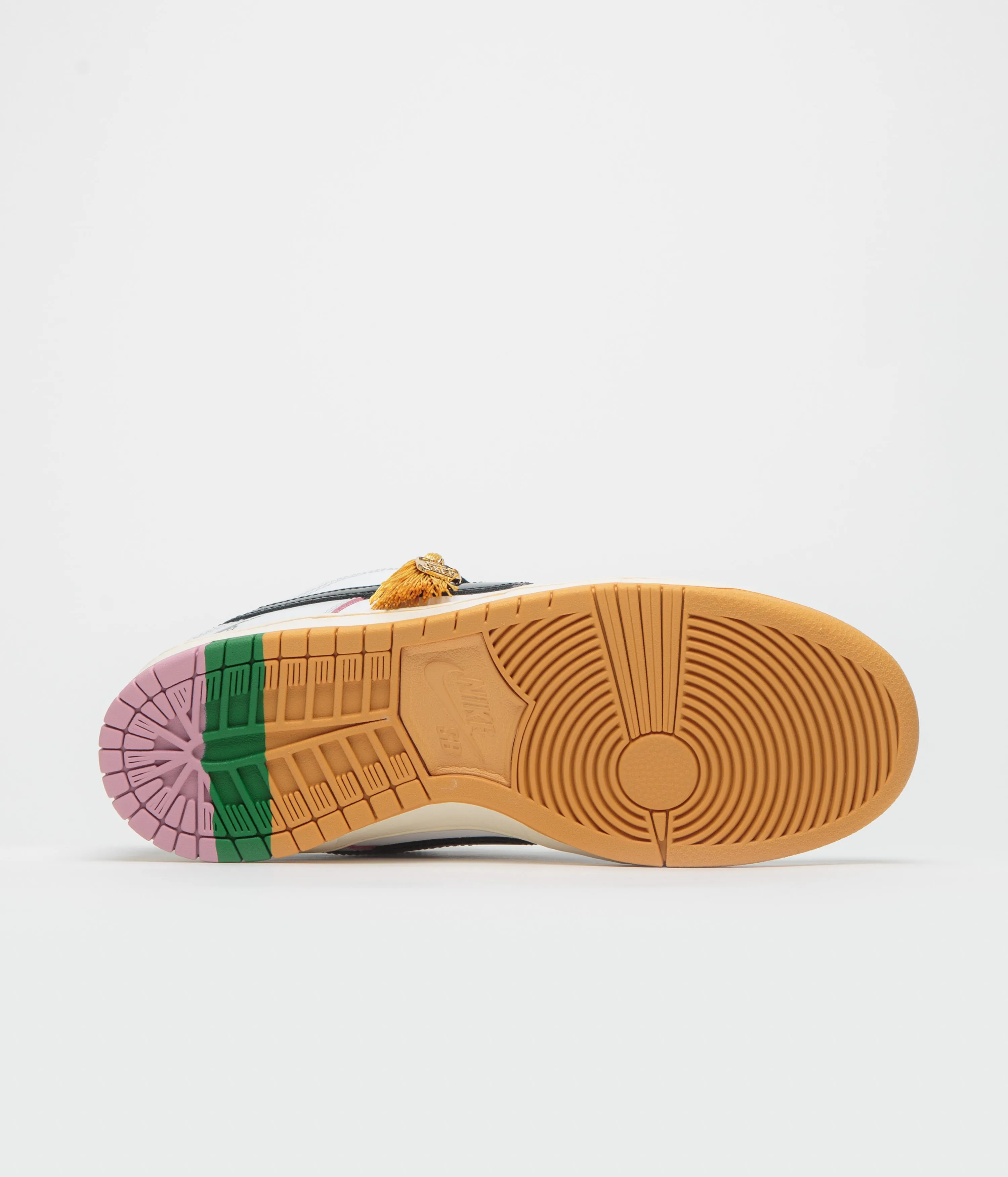 Nike SB x CSEF Dunk Low Pro Shoes - Summit White / Black - White - Iron Grey