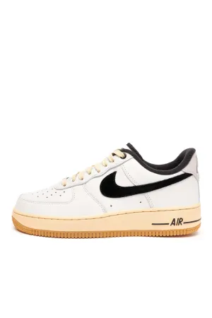 Nike Womens Air Force 1 '07 LX 'Black/Summit White'