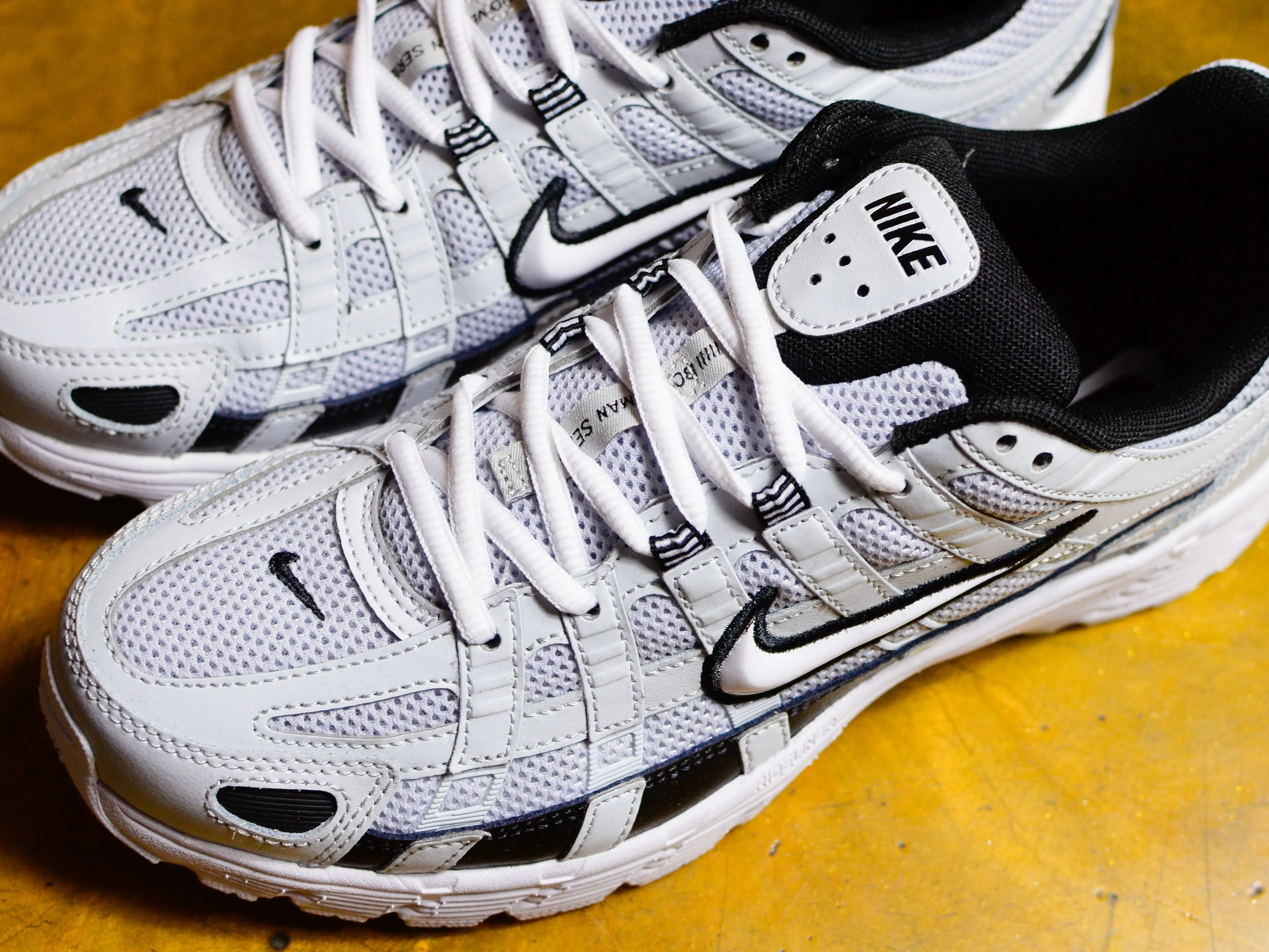 P-6000 - Pure Platinum / Black / White