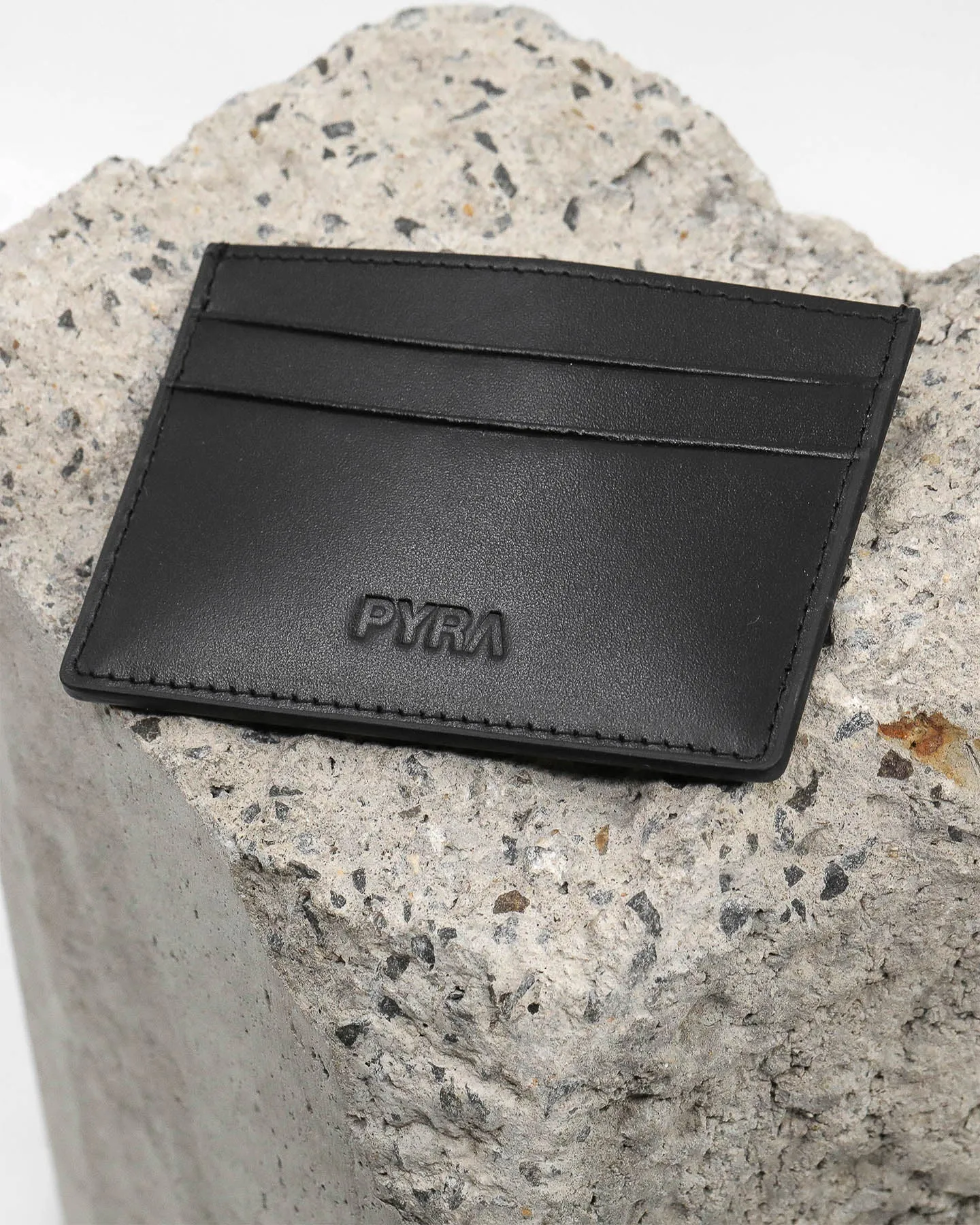 PYRA Men's Leather Card Wallet Black Leather