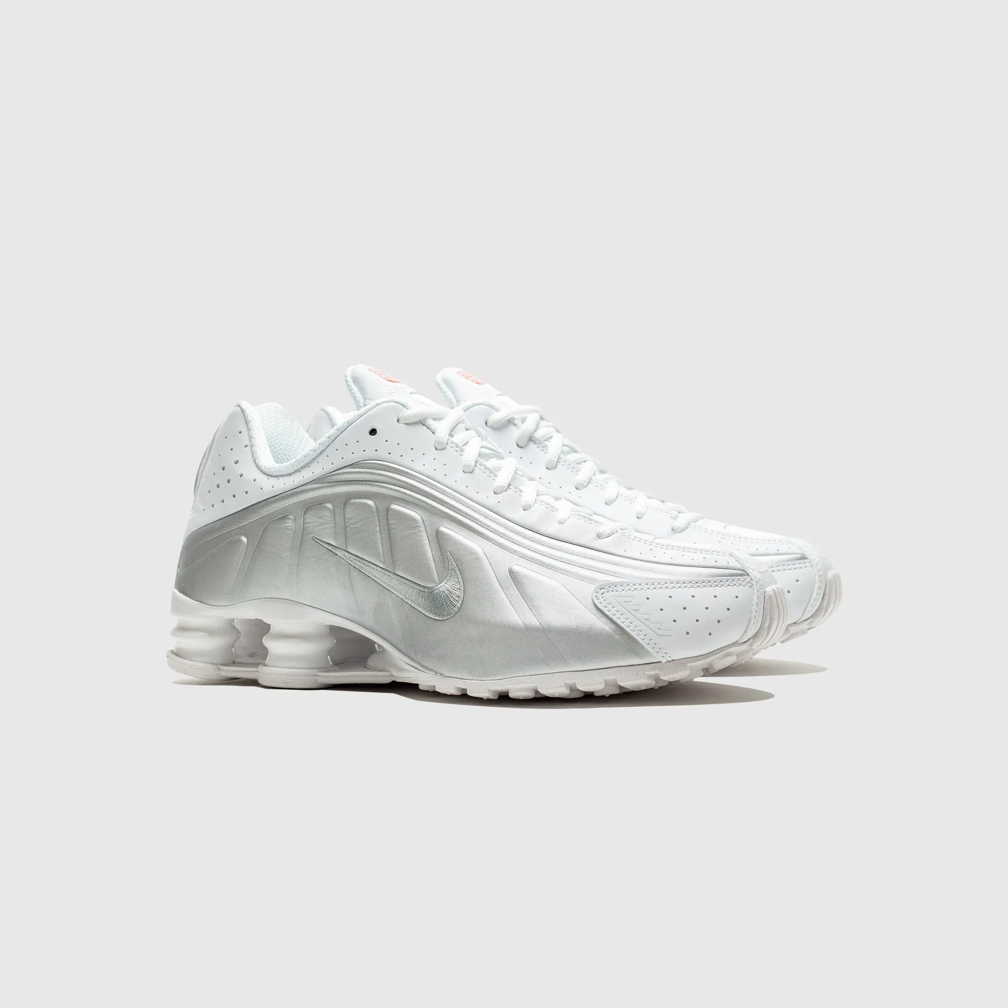 SHOX R4 METALLIC SILVER