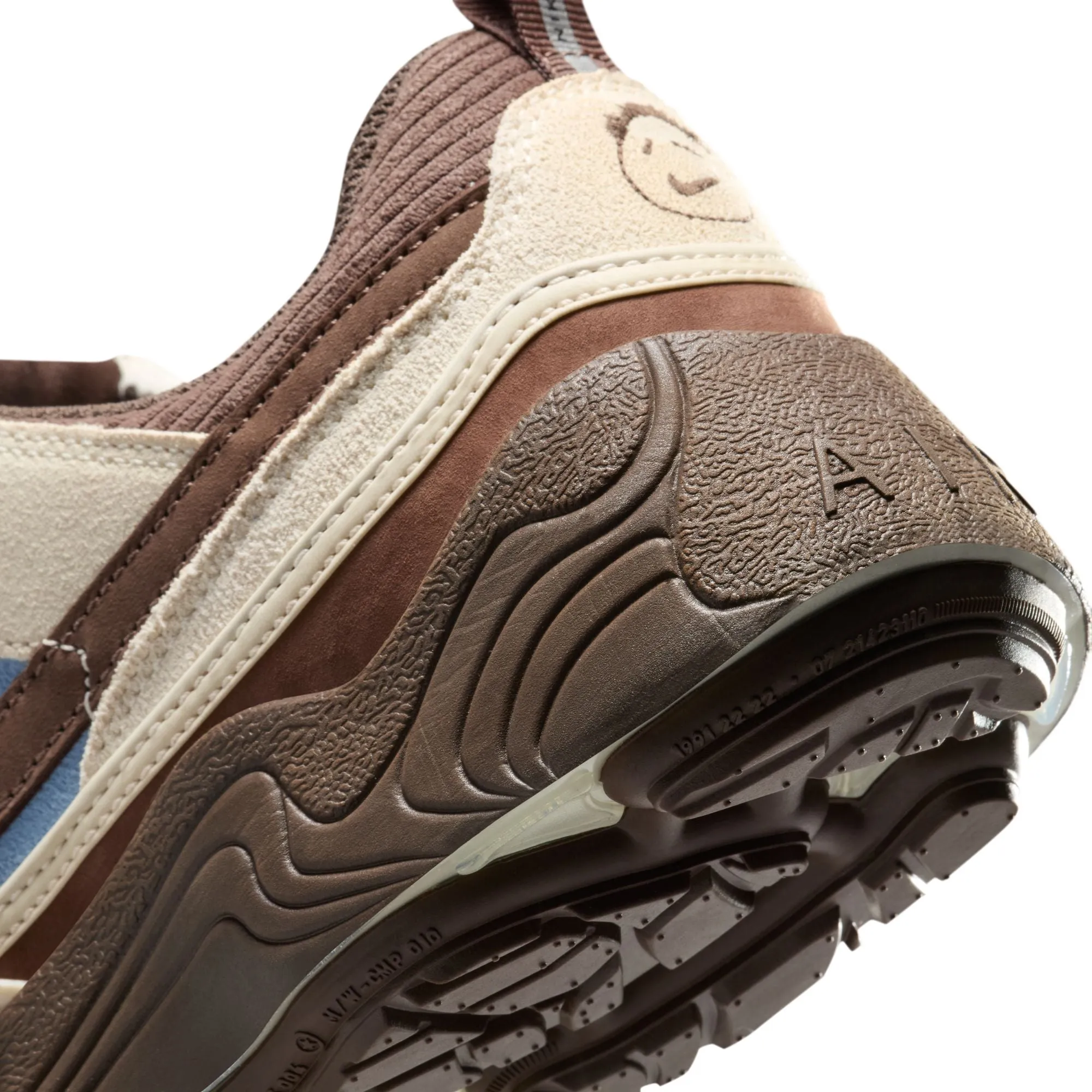 Travis Scott x Nike Zoom Field Jaxx 'Leche Blue'