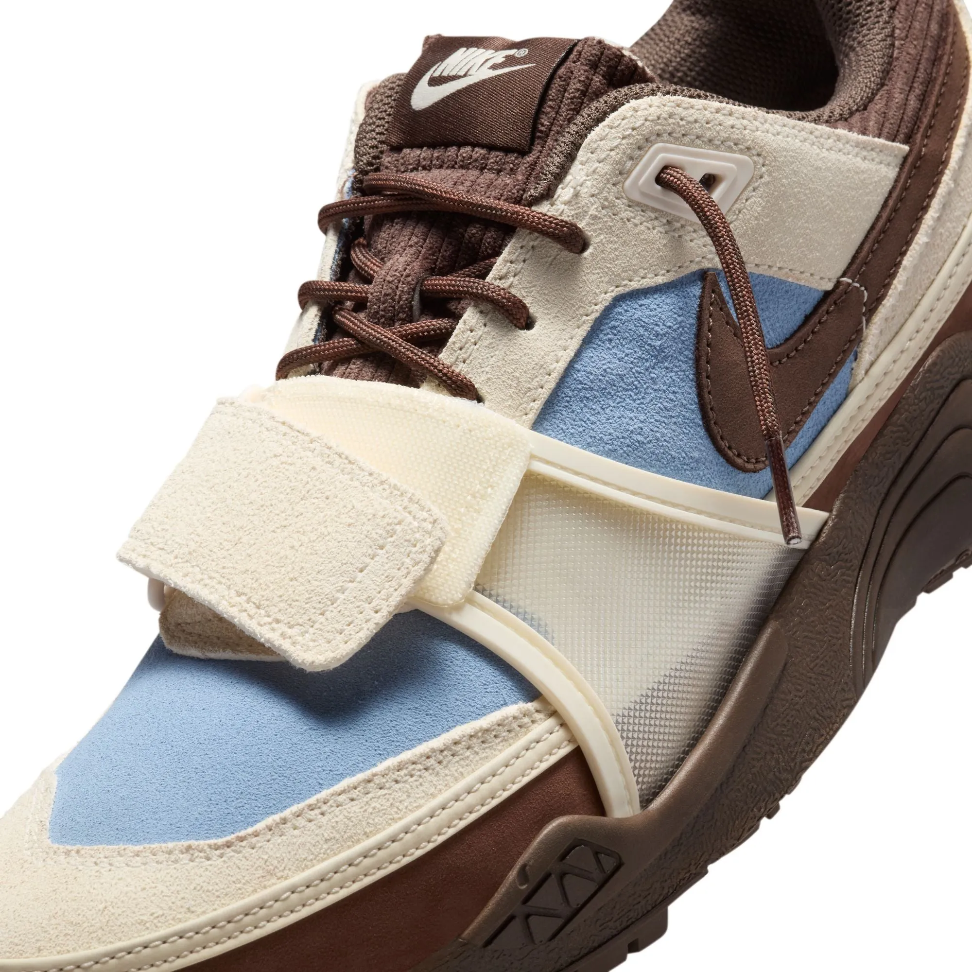 Travis Scott x Nike Zoom Field Jaxx 'Leche Blue'