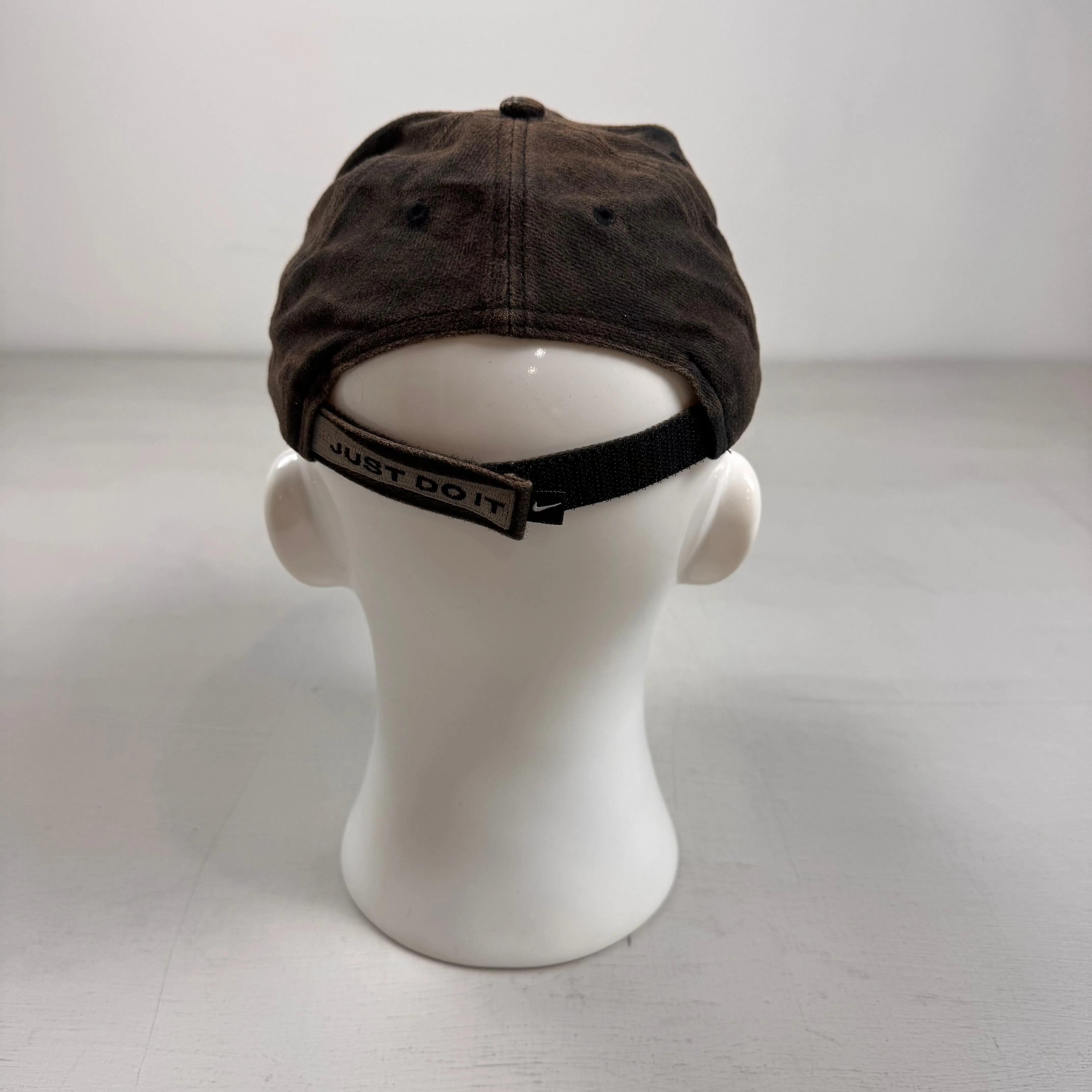 Vintage Nike Brown Cap