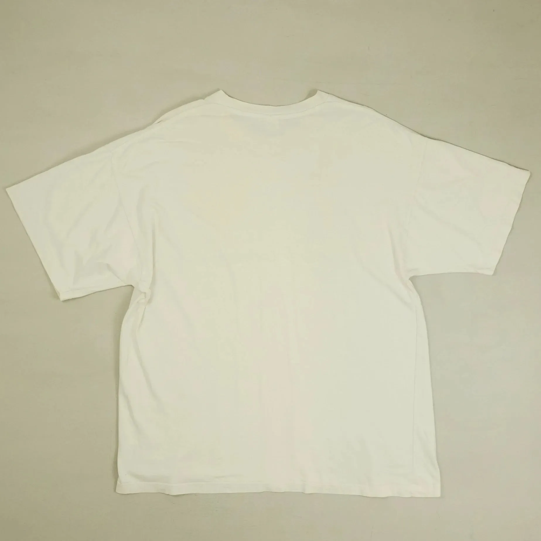 Vintage Nike White T-shirt (XXL)