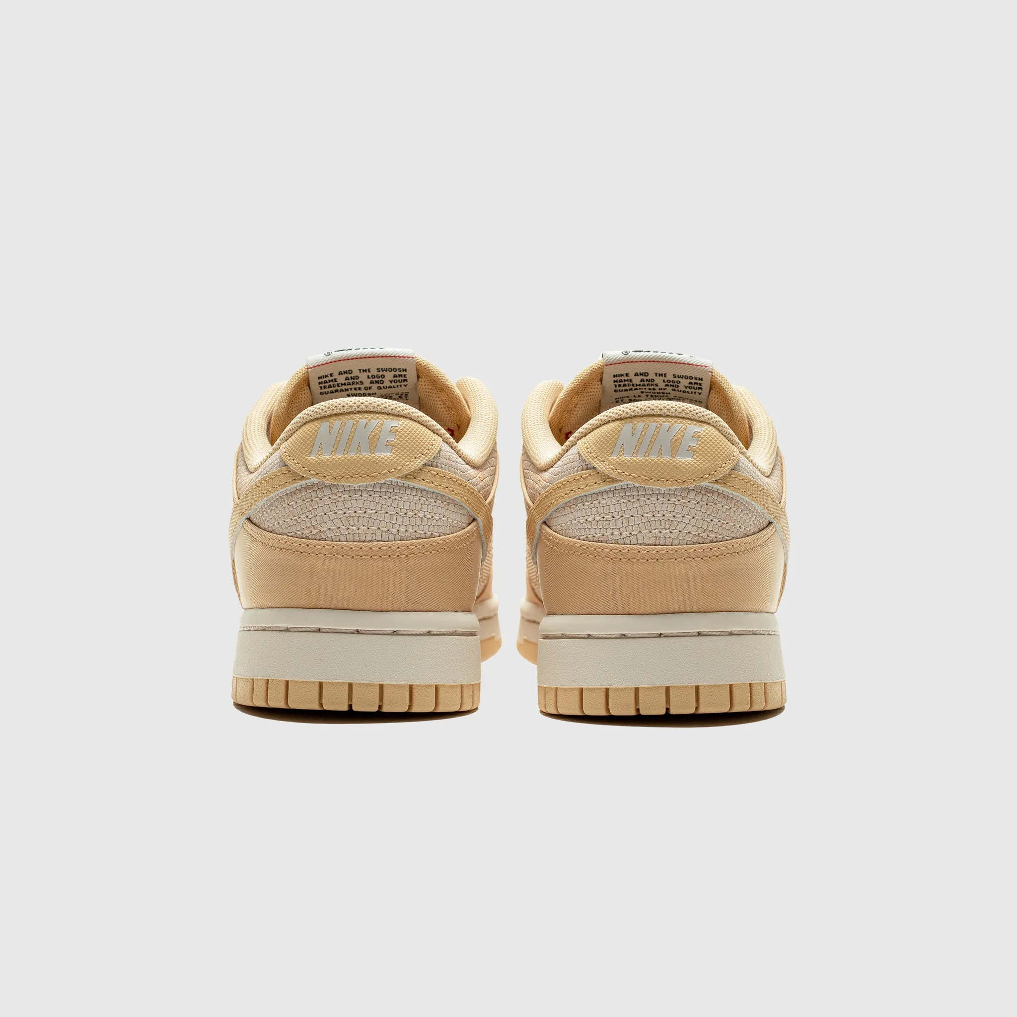 WMNS DUNK LOW SESAME