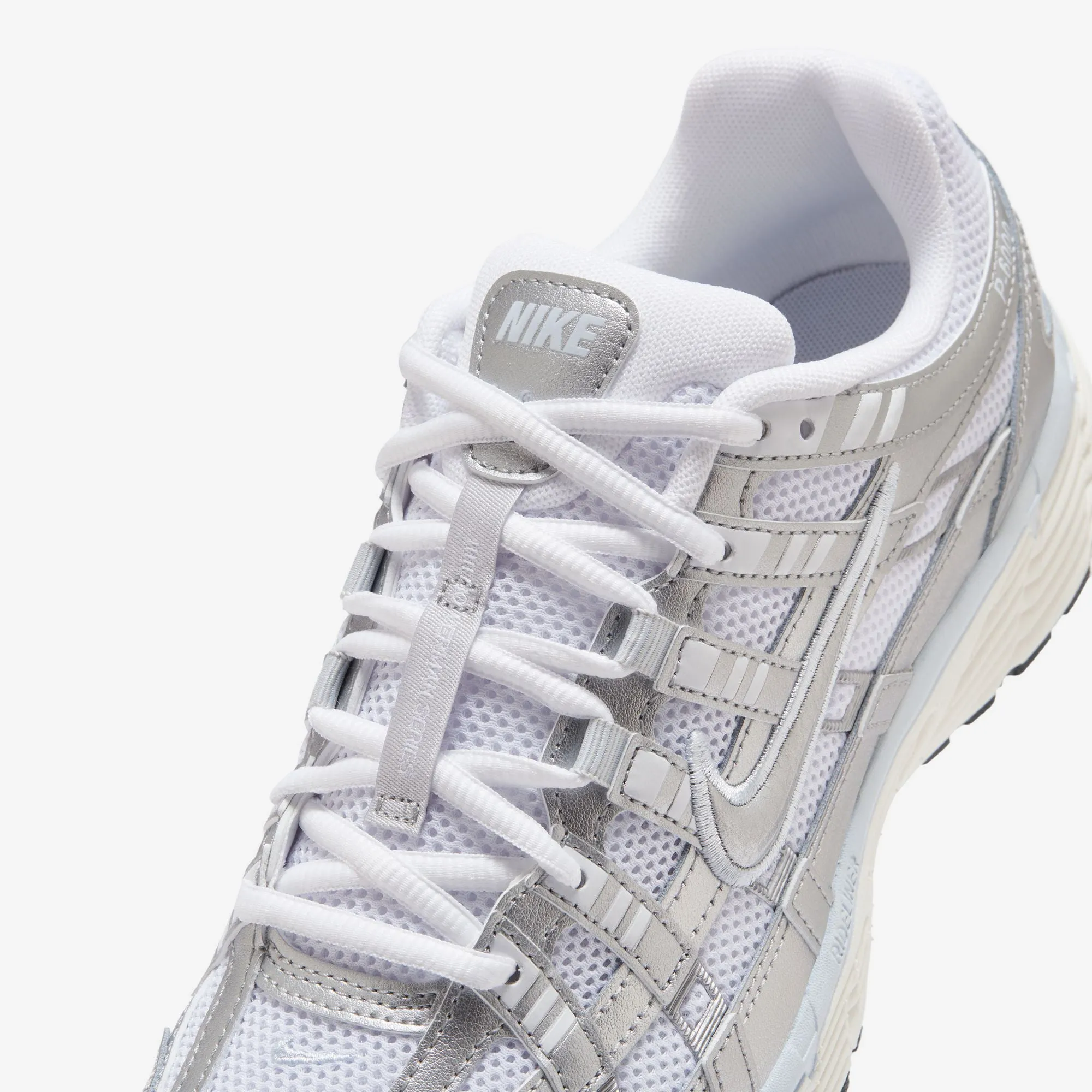 Wmns P-6000