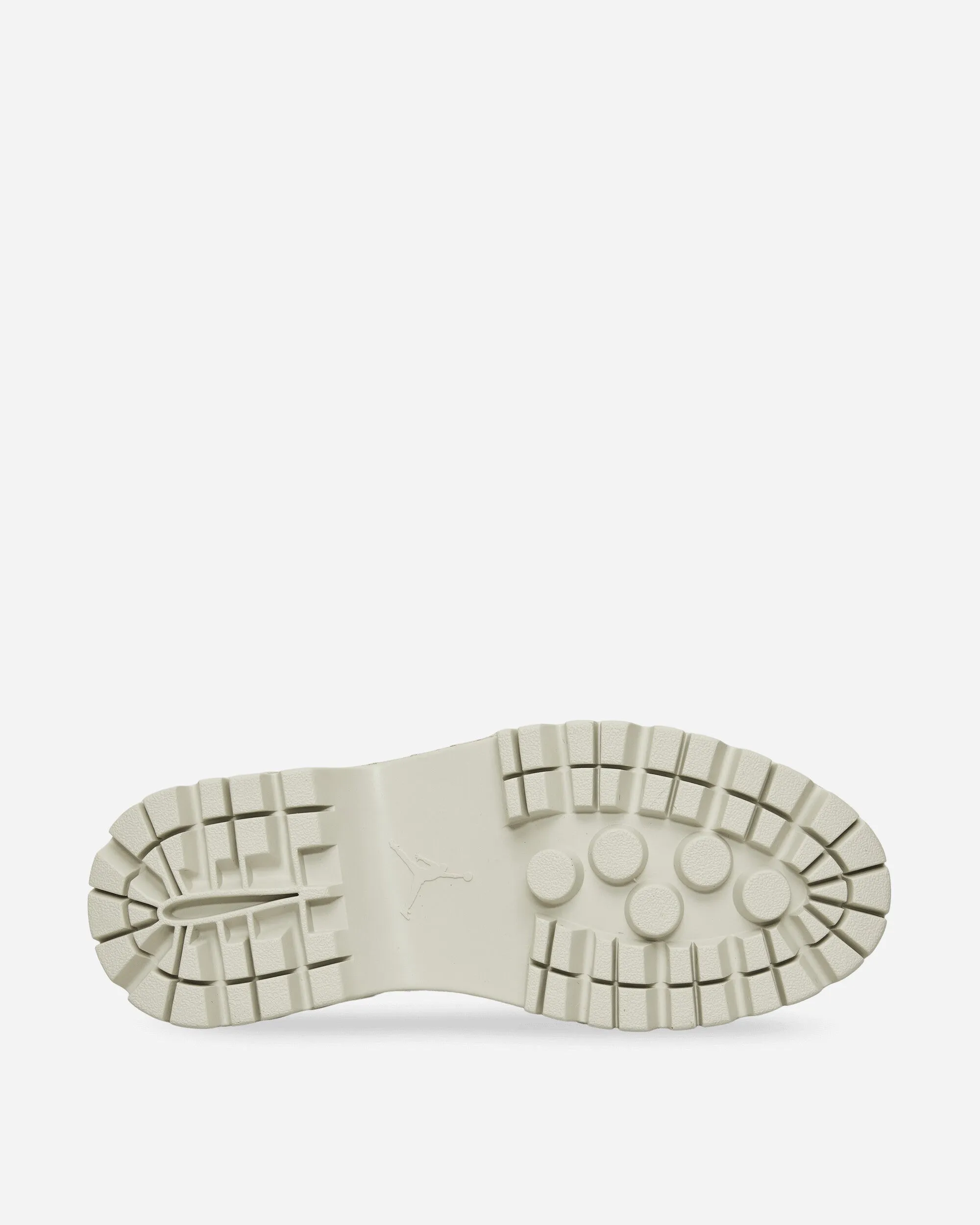 Women's Air Jordan 1 Brooklyn Low Sneakers Light Bone / Metallic Silver