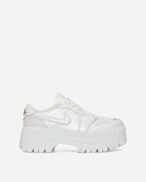 Women's Air Jordan 1 Brooklyn Low Sneakers White / Metallic Silver